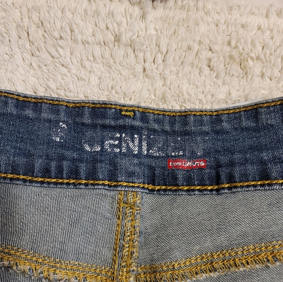 LEVIS DENIZEN Size 6 Denim Stretch Cut off fold cuff Shorts - Picture 6 of 9